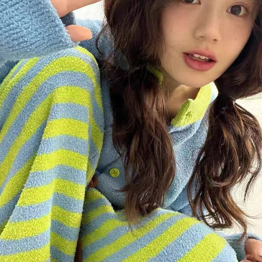 【珍貝絨毛】韓国版高級ストライプパジャマ