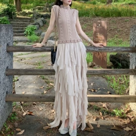 女式羊毛衫;连衣裙;女式毛呢外套