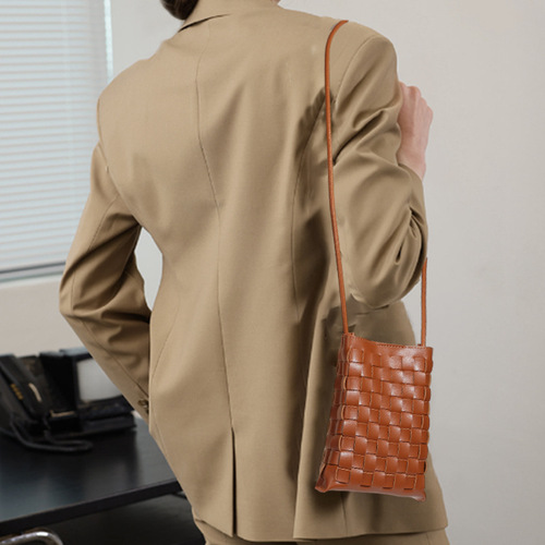 New fashionable woven women's bag simple shoulder bag casual trend mini mobile phone bag quality versatile crossbody bag