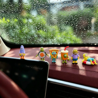 car dashboard screen figurines, Car ornaments