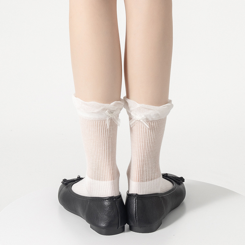 Miu serie calcetines mujer primavera y verano nuevo producto tacón lazo pila de calcetines capullo máquina todo en uno deshuesado tubo central Lolita