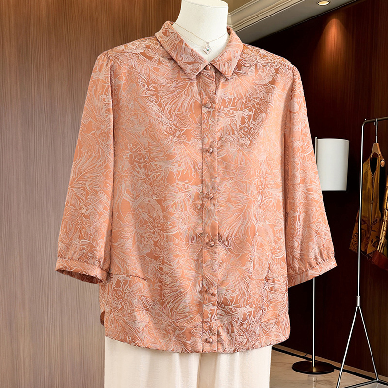 2026 Mom's Summer Fashion Three-Quarter Sleeve Printed Shirt with Turn-Down Collar, Stylish and Age-Reducing Summer Blouse for Middle-Aged and Elderly Women