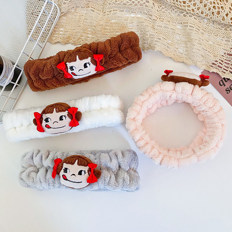 Coreano de dibujos animados niña felpa muñeca pelo banda cara lavado diadema coral terciopelo lindo diadema fábrica suministro directo accesorios para el cabello