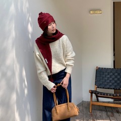 韩系氛围感毛球帽子围巾2件套冬季保暖外搭少女时尚三角披肩围脖
