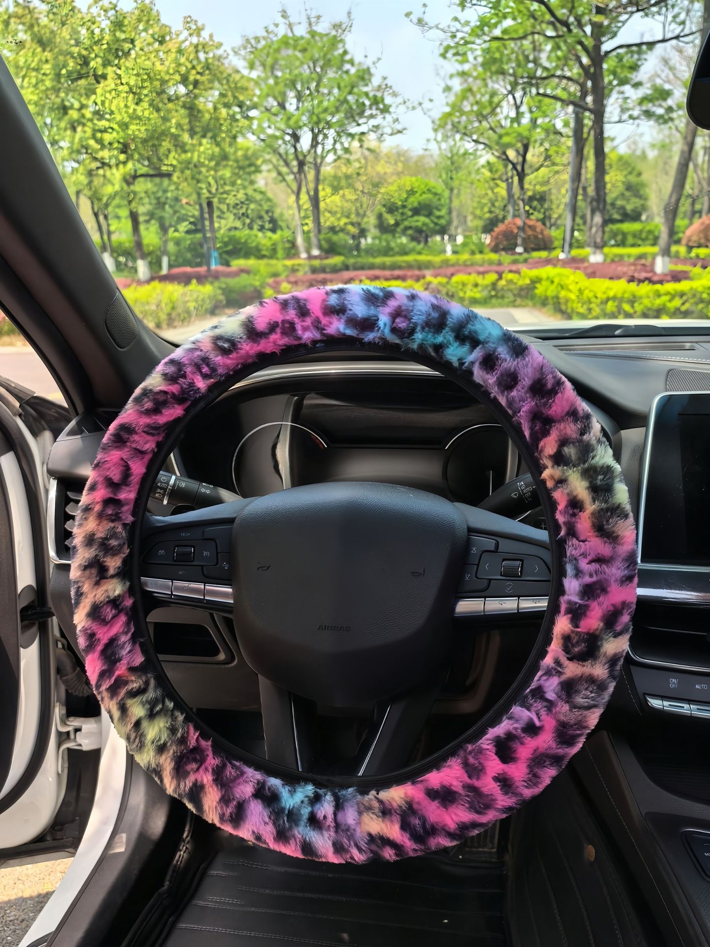 Cross-Border Dropshipping Car Steering Wheel Cover Leopard Print Thickened Winter Cute Non-Slip Warm Leopard Print Rabbit Fur Handle Cover