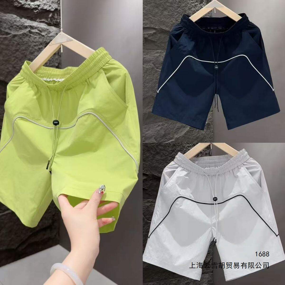 New summer style simple and fashionable shorts, trendy casual pants, men's sports pants, loose and breathable five-point pants