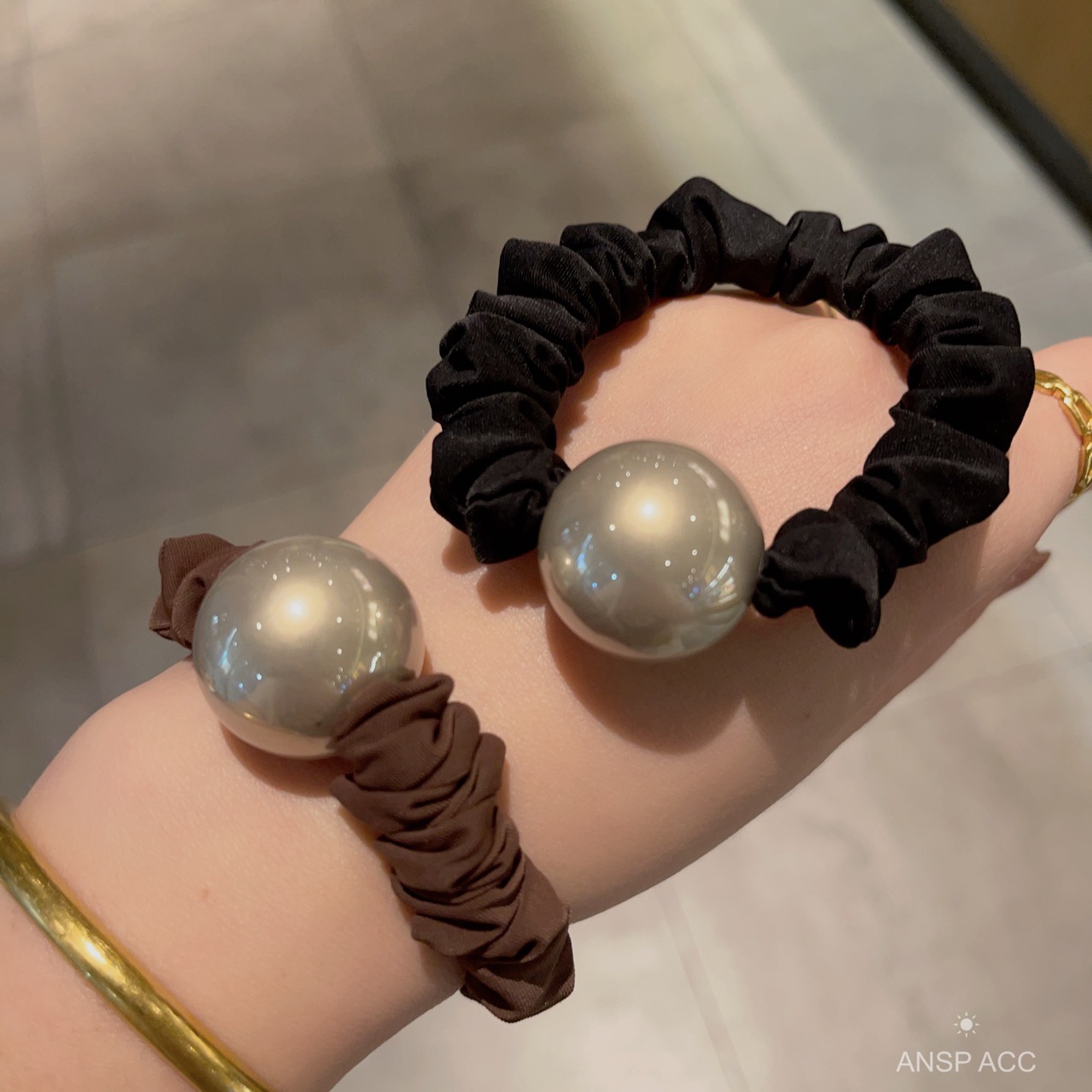 New High-end Champagne-colored Large Pearl Ice Silk Face Mask Hair Tie From Dongdaemun, South Korea, Simple And Elegant_voghion.com