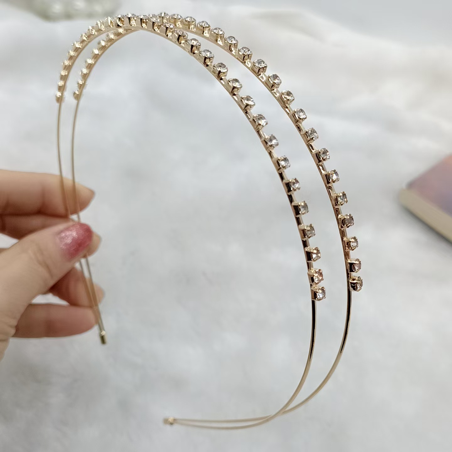 Nuovo stile coreano retrò, fiore in metallo, farfalla, strass per donna, fascia per capelli dolce e fresca, versatile, in stile europeo e americano, stile europeo e americano._voghion.com