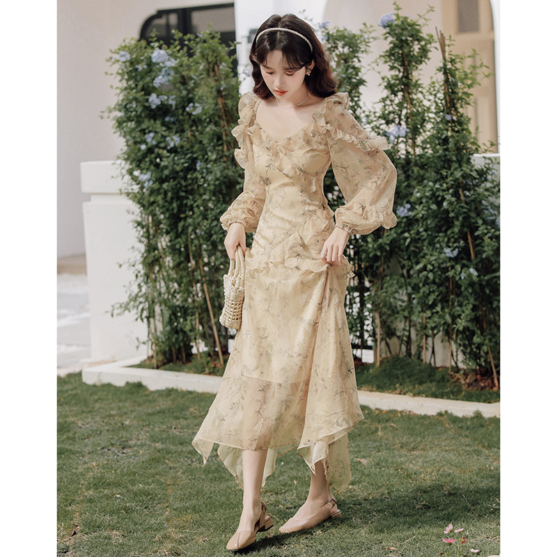 French Retro Hong Kong Style Dress for Women with Long Sleeves and Irregular Chiffon Floral Seaside Resort Style Long Skirt