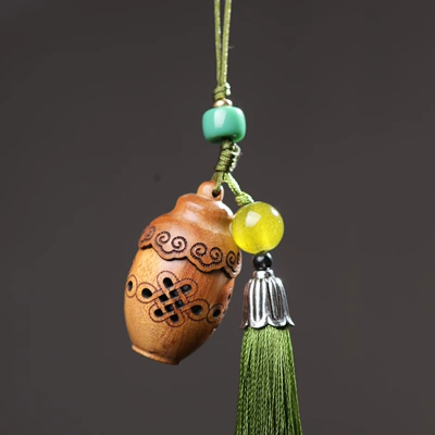 Wooden Gourd Incense Diffuser, Longevity Wish Hollow-Out Treasure Bottle with Tassel, Car Hanging Ornament, Suitable for Live Streaming