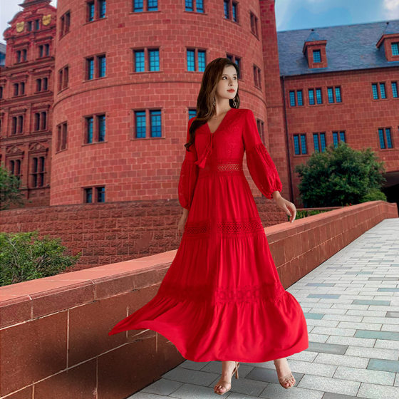 2024 Summer Seaside Vacation Dress French Style Elegant Retro Fairy V-neck Puff Sleeve Desert Skirt f678