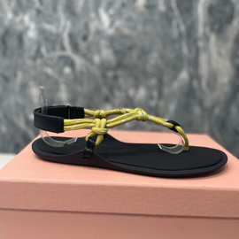 2024春新款人字拖女外穿夹趾度假沙滩平底凉拖仙女凉鞋魔术贴凉鞋