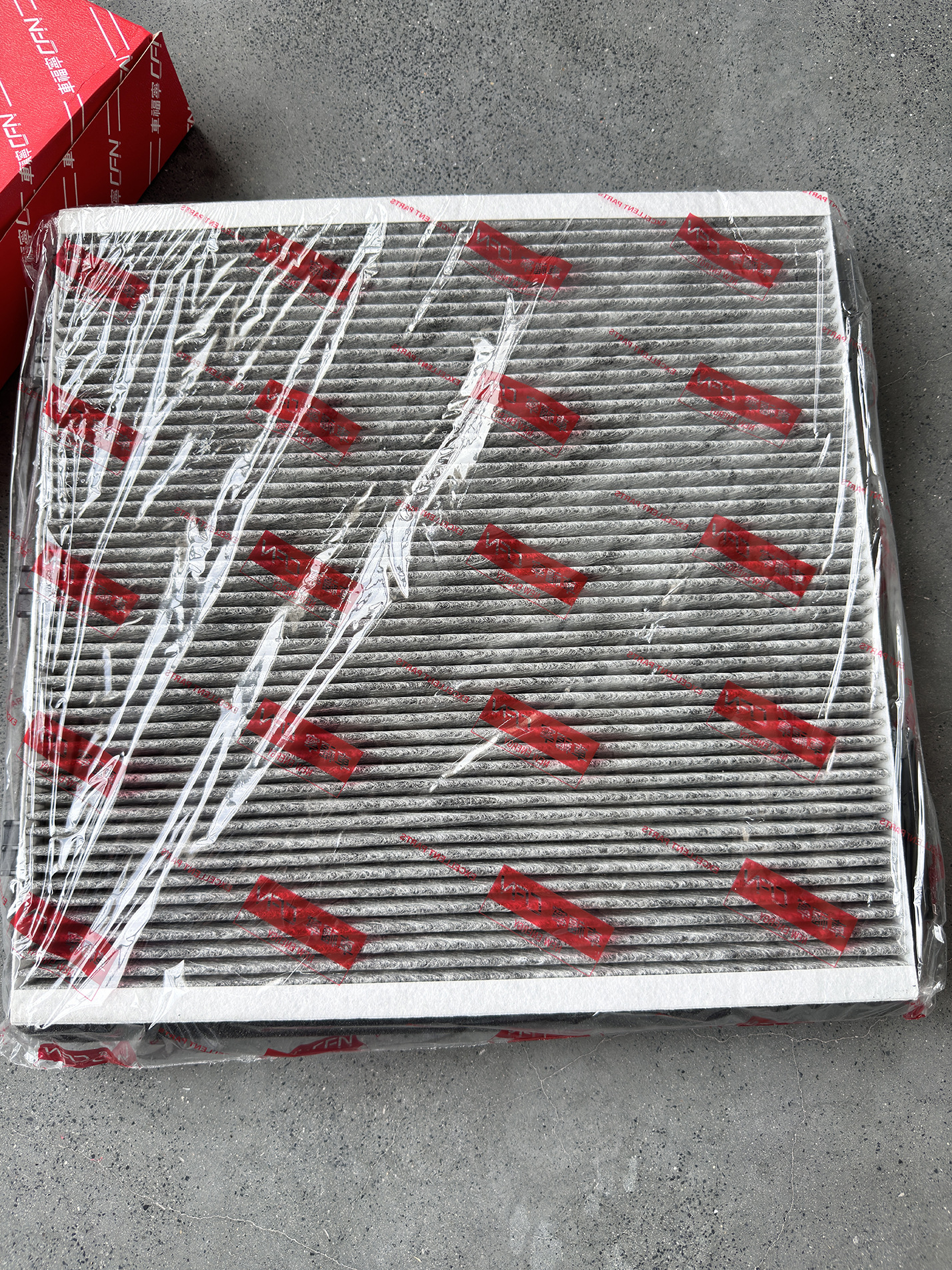 Suitable for Tesla Model S/X external air conditioning filter HEPA air conditioning filter 1647254-00-A