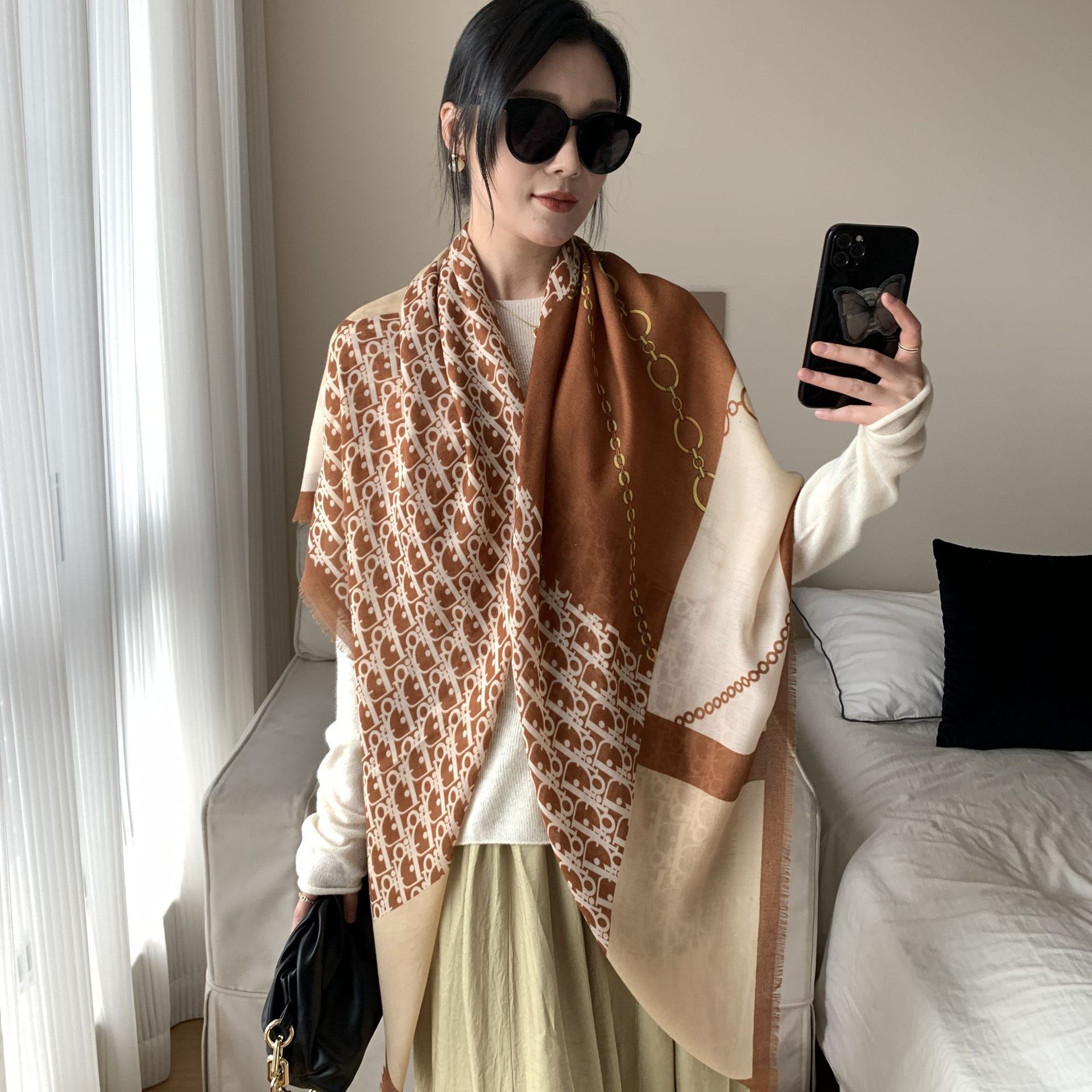 Nueva cadena coreana impresa algodón y lino sensación toallas grandes 2024 otoño alta sensación exterior con bufandas delgadas