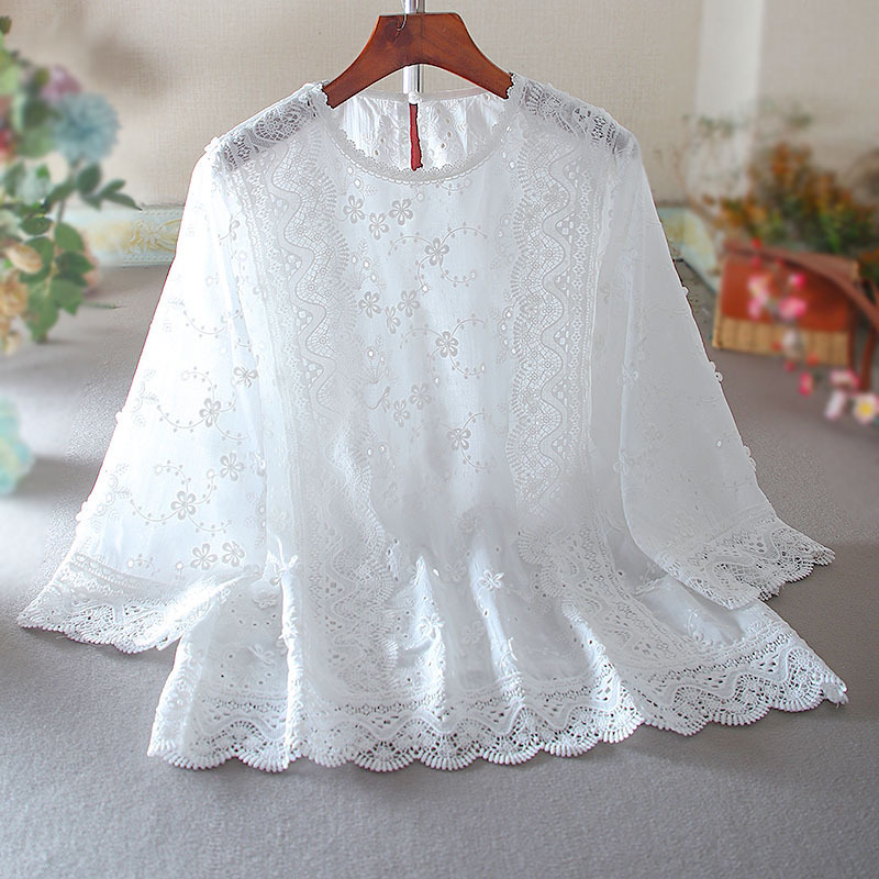 Literary Style Long White Lace Retro Loose Design Sense Slimming Elegant Exquisite Shirt Women's Top