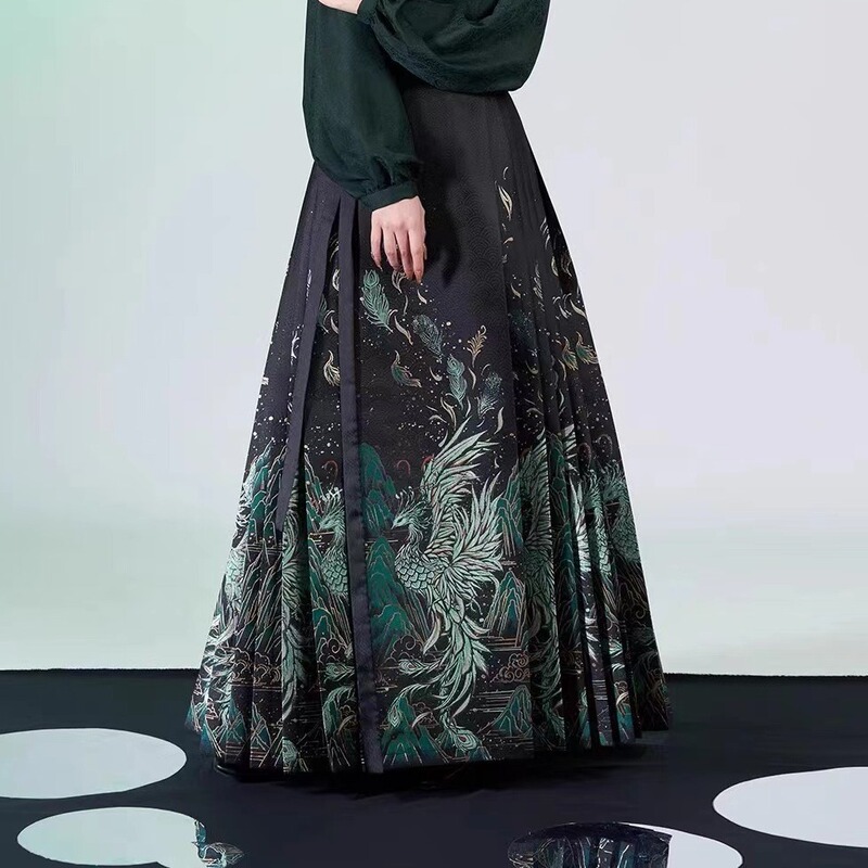 Printed Chinese-Style Hanfu Ethnic Fashion, Elegant and Slimming, Versatile Peacock Pattern Daily Wear, Mamian Skirt Printed Chinese-Style Hanfu Ethnic Fashion, Elegant and Slimming, Versatile Peacock Pattern Daily Wear, Mamian Skirt