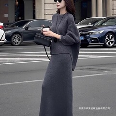 秋季松弛感一整套老钱风灰色针织前短后长毛衣宽松大码半身裙套装