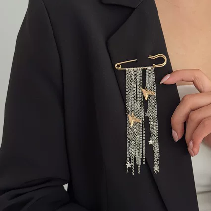 European and American Cross-Border Creative Bird and Star Pendant Brooch, Fashionable Ins-Style Metal Chain Tassel Pin Accessory