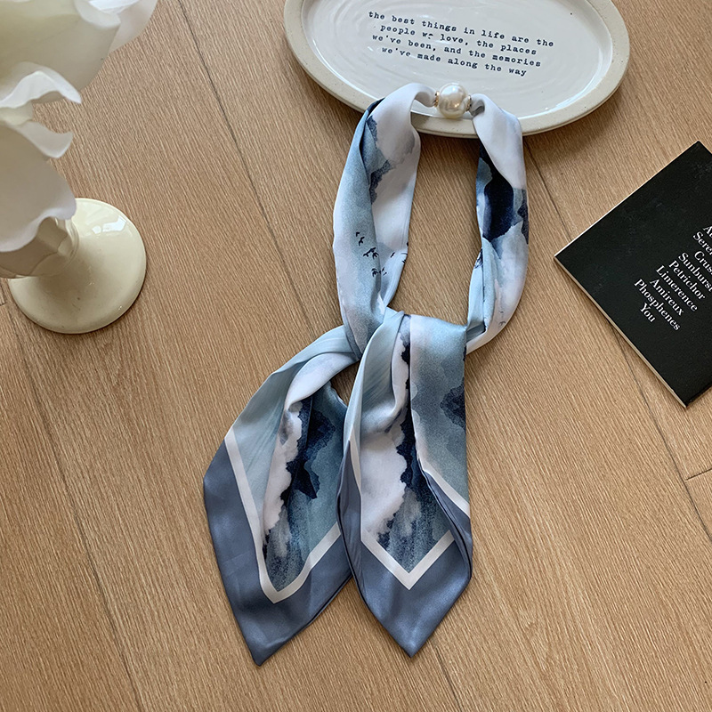 Pañuelo de seda, tira larga, sensación de alta calidad, estilo coreano, bufanda decorativa de lunares de doble capa, costura personalizada, bufanda de seda para mujer al por mayor