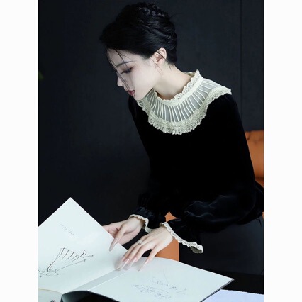 Velvet Shirt for Women in Autumn and Winter, Accessible Luxury, High-End, Unique, Beautiful and Elegant, Ruffled Splicing Bottoming Top