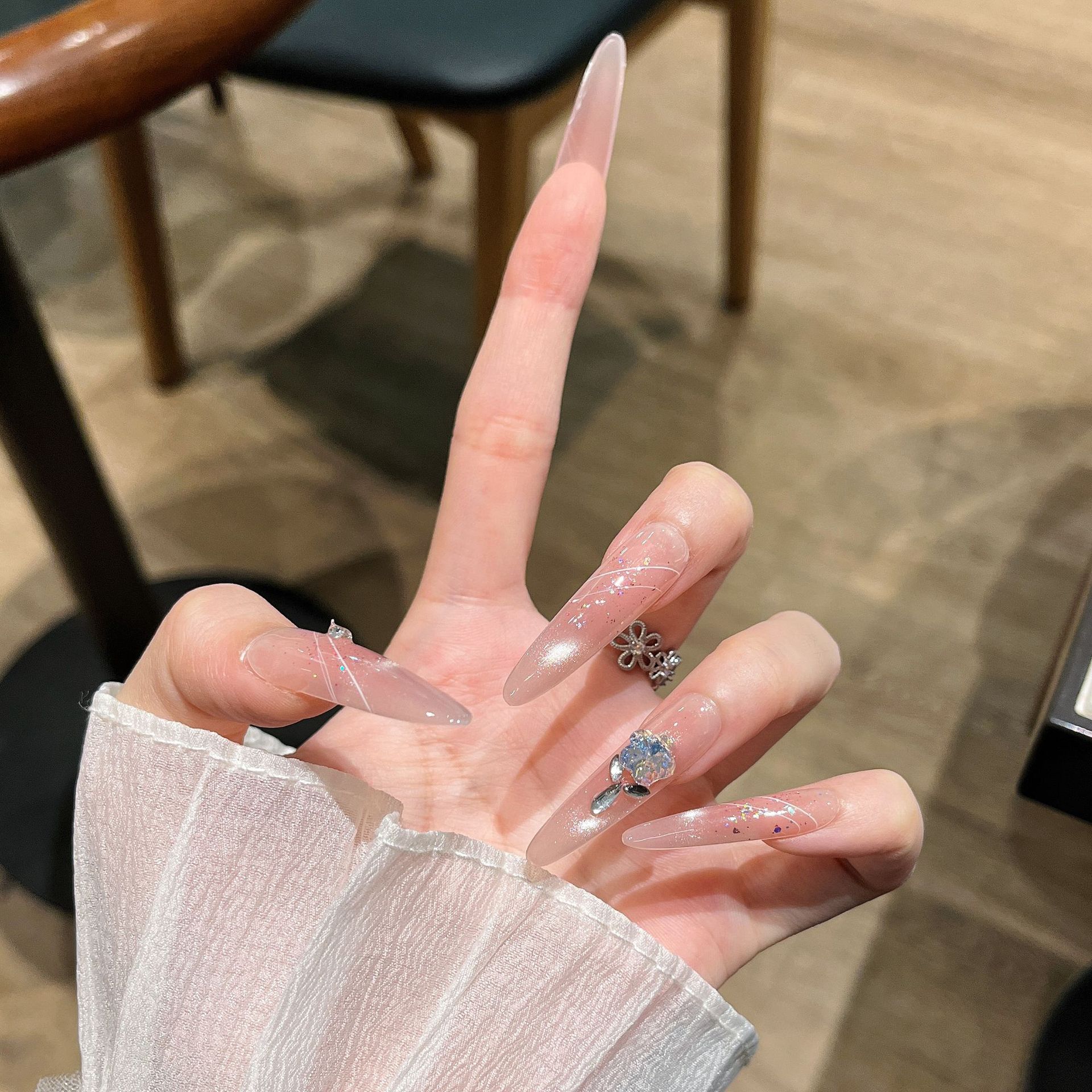 Uña hecha a mano de alta sensación suave rosa ojo de gato manicura pura mano parche de uñas falsas desmontable inswind
