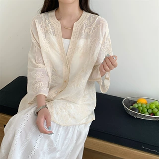 韩系V领水洗纯棉刺绣衬衫女夏季薄款防晒开衫宽松七分袖罩衫上衣