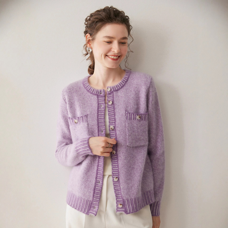 25 Autumn and Winter Fashionable Cashmere Cardigan Women's Round Neck Single-Breasted Double Pocket Short Thickeneded Knitted Sweater Top Jacket