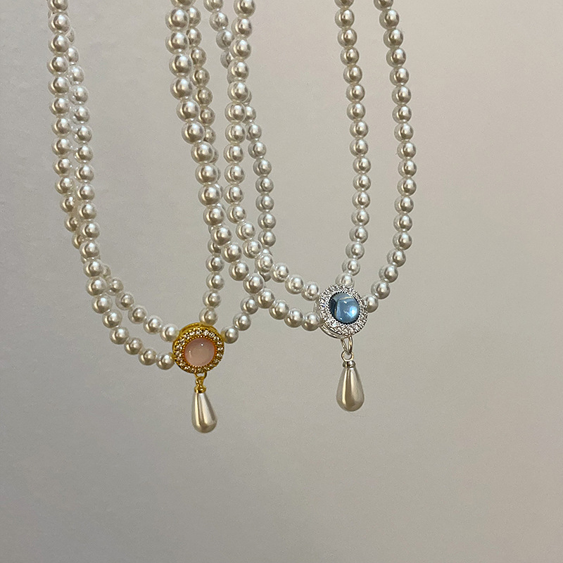 Retro pendant drop-shaped