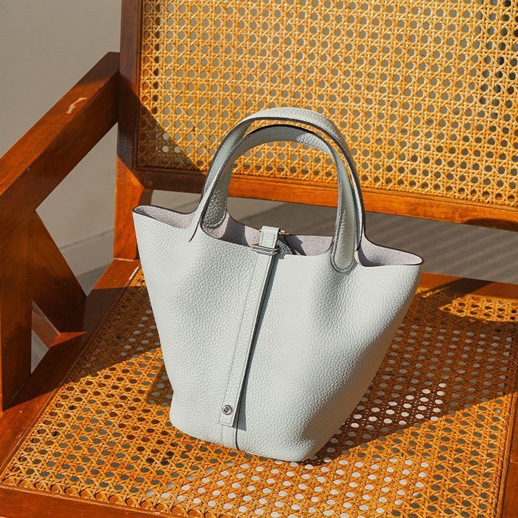 [Artisan Crafted] Top Grain Cowhide Leather Bucket Bag, Large Capacity Versatile Handbag For Women, Golden Brown - Thumbnail 3