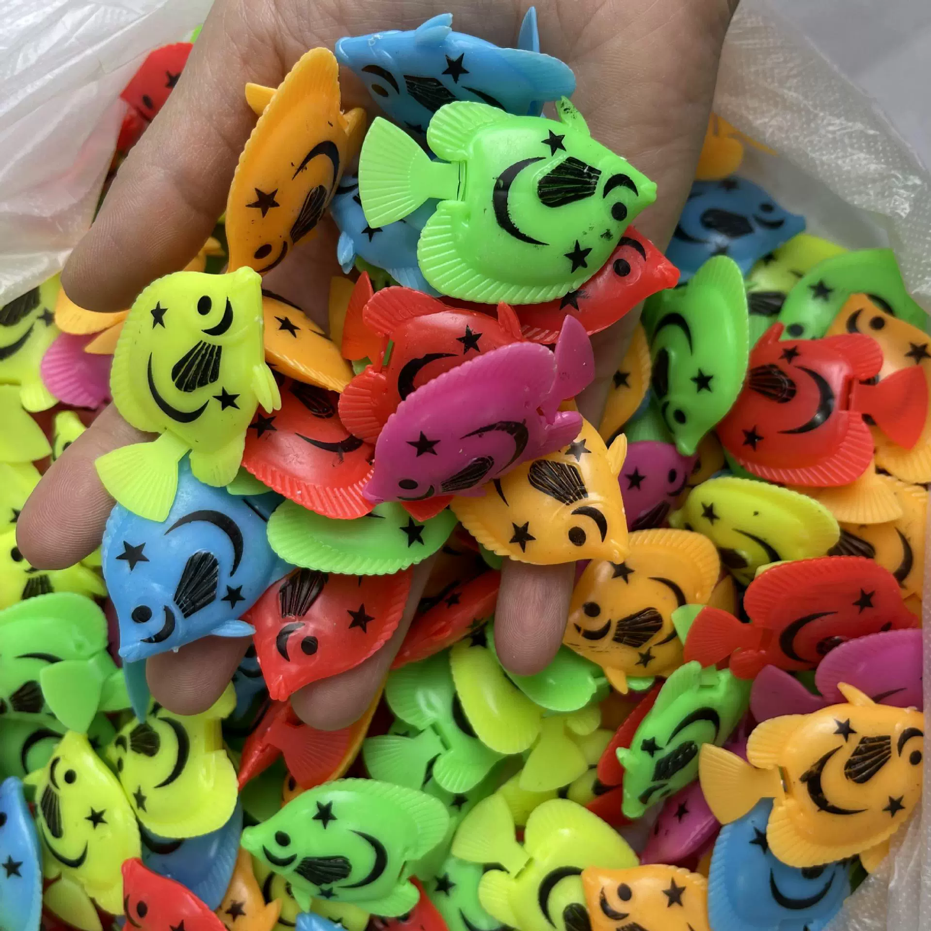 Искусственные рыбы аквариум пейзаж Искусственные рыбы плавающие пластиковые рыбы украшения аквариума принадлежности для плавания мелких рыб