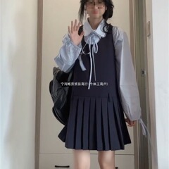 韩系穿搭一整套慵懒风无袖百褶背带连衣裙女学生搭配蓝色绑带衬衫