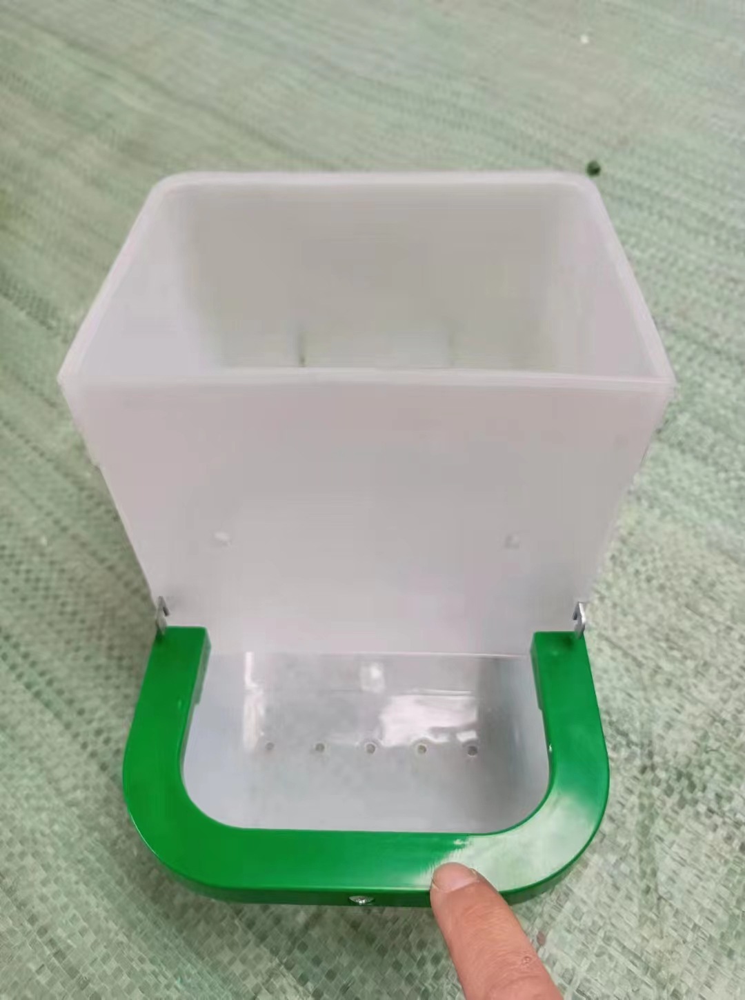 43679a15d86a5c45e1f084a20e0a94