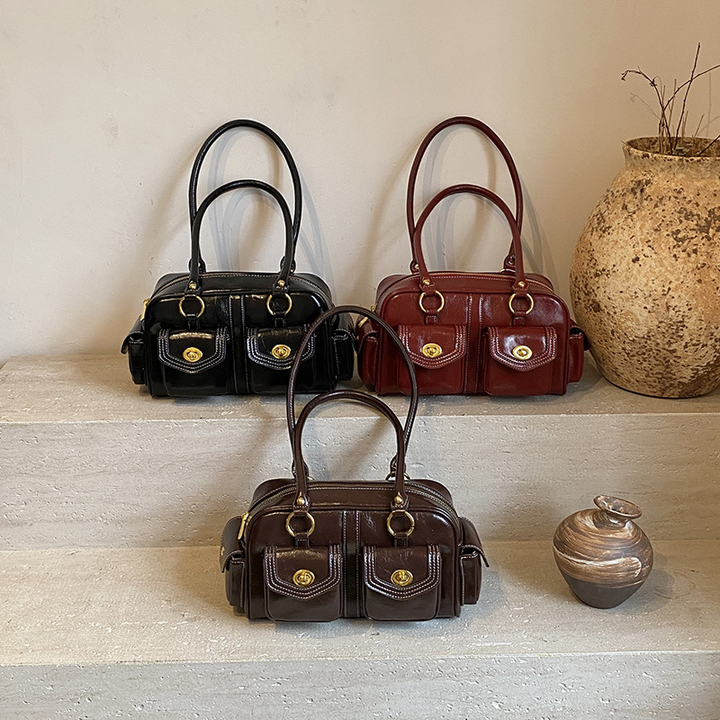 Luxury Vintage Motorcycle Bag For Women - New Fashion Large Capacity Boston Handbag, Versatile Shoulder Bag For Commuting - Thumbnail 4