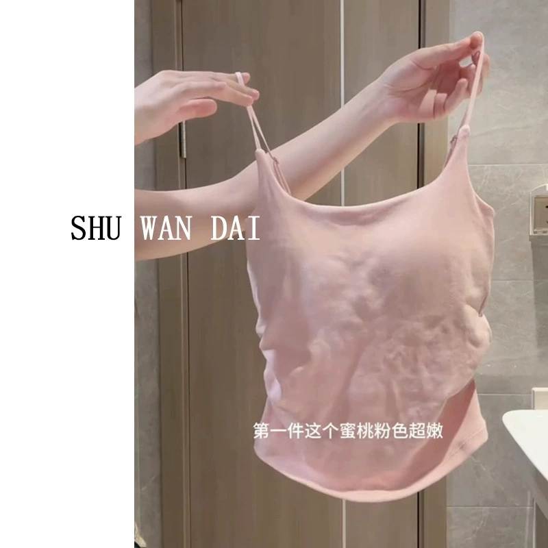 Розовая плиссированная майка Dopamine с завышенной талией и встроенными подушечками для бюстгальтера для женщин, подходящая как для внутренней, так и для верхней одежды, с красивым дизайном на спине.