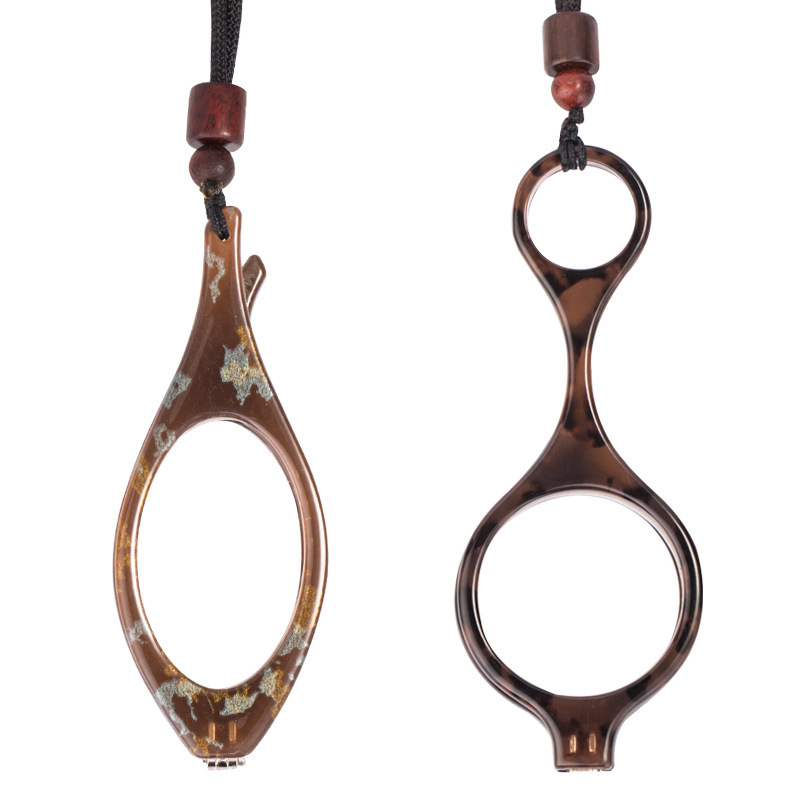 新型の首掛け式の老眼鏡の女性のネックレスのアクセサリの男性の折り畳みの老眼鏡の露店の軽い携帯の老人の鏡