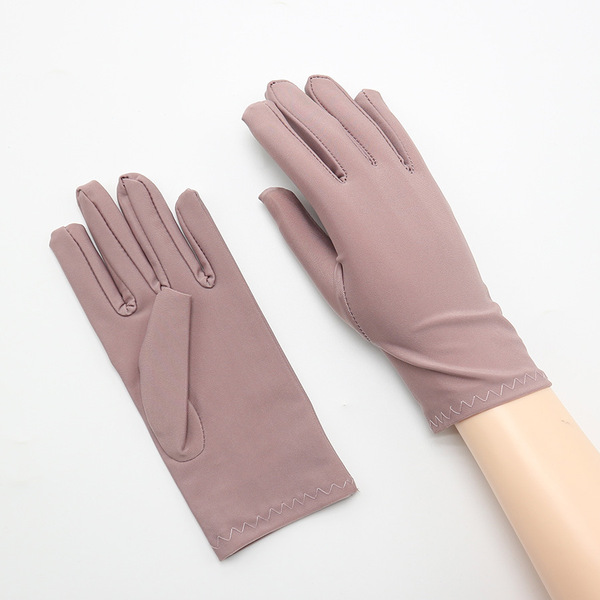 Gloves for men and women