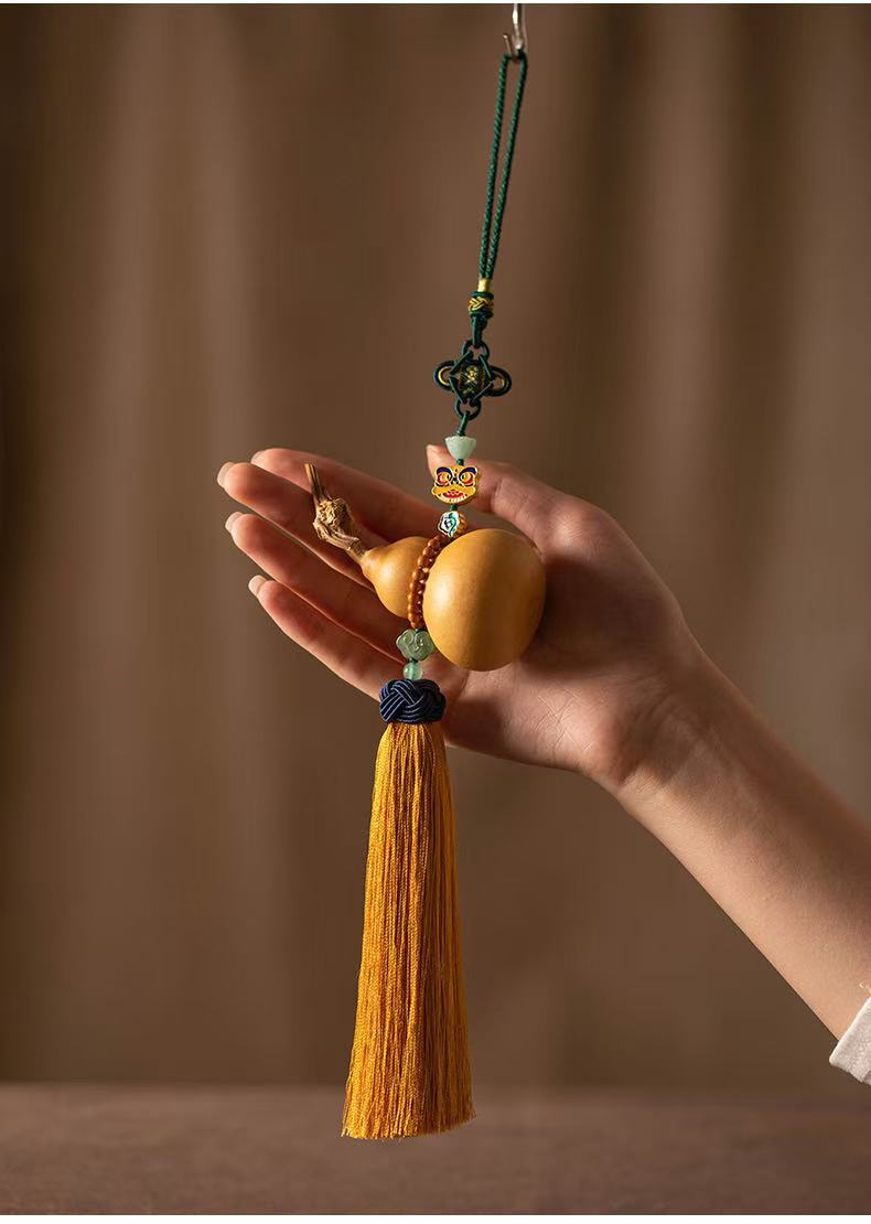 Original natural gourd pendant home interior decoration yellow tassel car rearview mirror car pendant gift