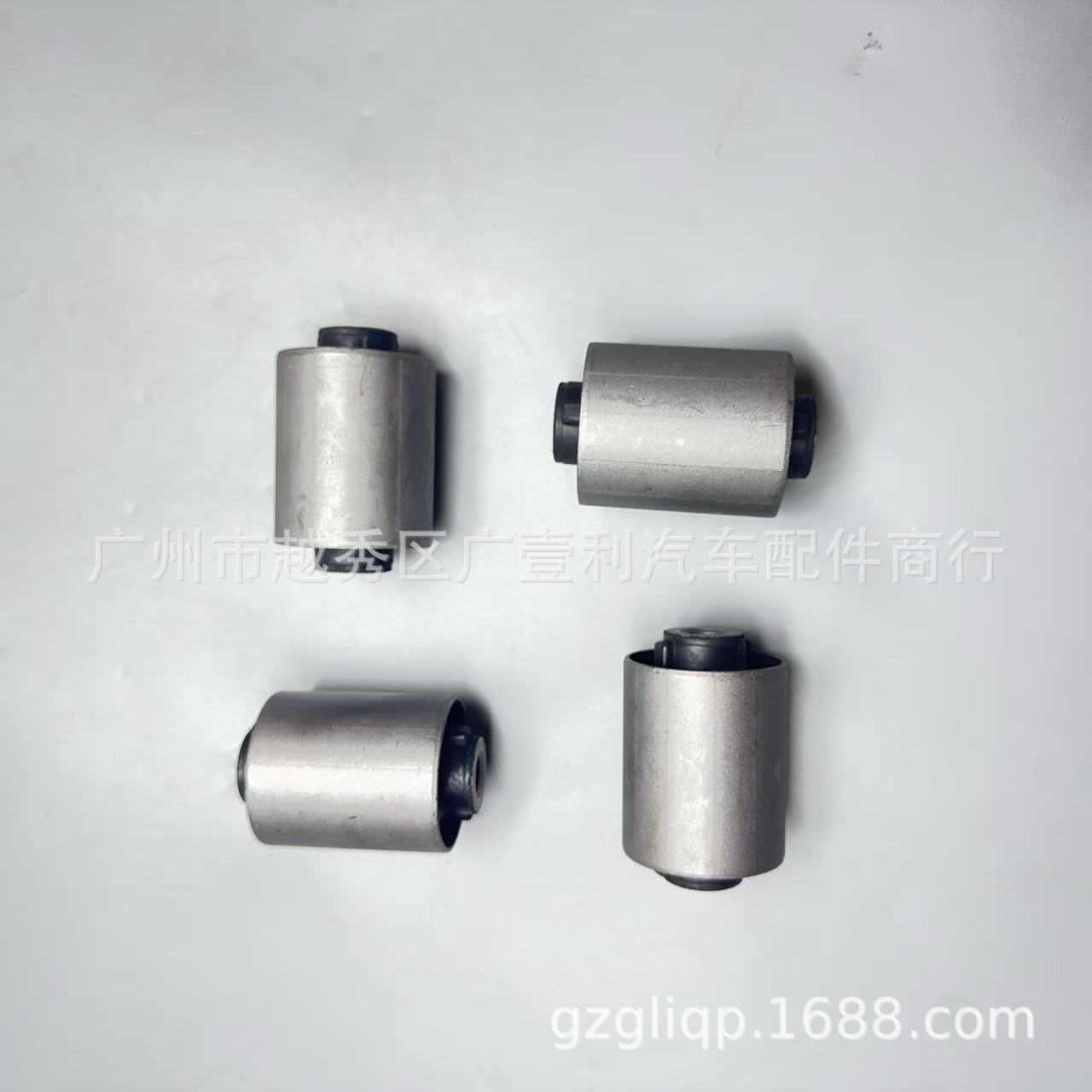 Applicable to 48702-0K090 48702-0K030 Revo Tgn51 Gun156 Rear Pull Rod Rubber Sleeve