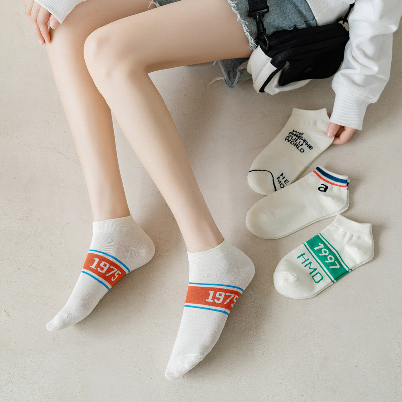 men and women lovers Socks Boat socks leisure time Fashion street Skate Socks 1997 Low Shallow mouth Socks leisure time Cotton socks