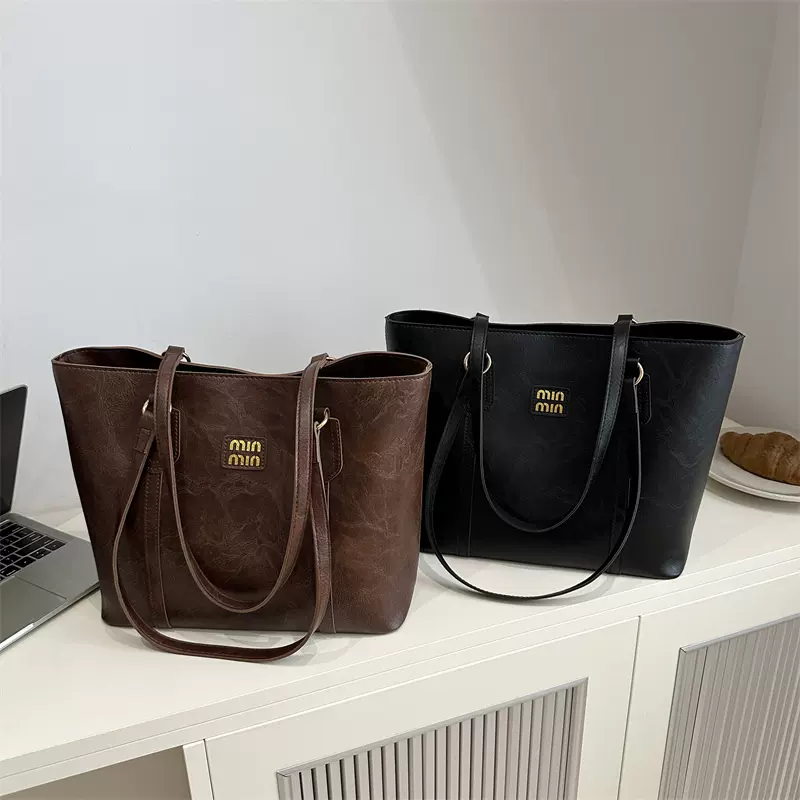 pu洋气包包大容量女2025秋冬新款时尚单肩包小众通勤复古托特包潮