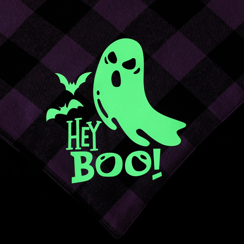 Transfronterizo nuevo algodón a cuadros Halloween mascota triángulo toalla perro saliva Toalla de Halloween PET babero fabricante