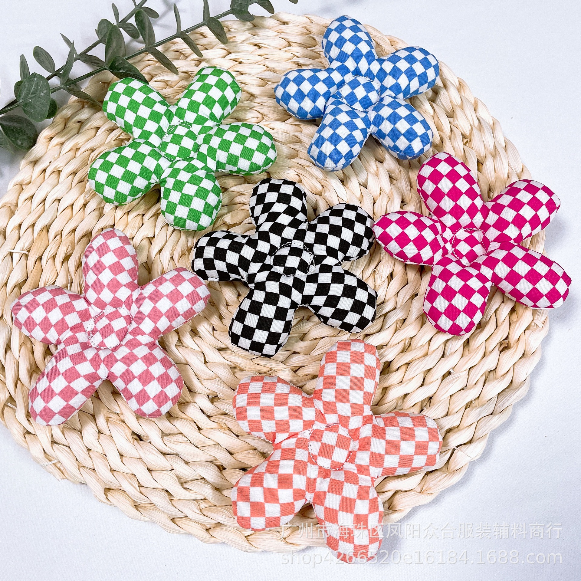 新款黑白格子充棉立体五叶花 潮服潮袜配饰鞋帽辅料diy手机壳配件