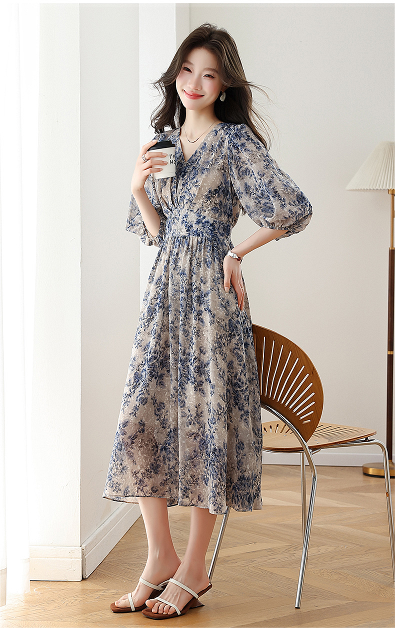 Đầm maxi nữ thắt eo họa tiết hoa nhí xòe lớn dáng suông — màu sắc, xanh lam chi tiết 15