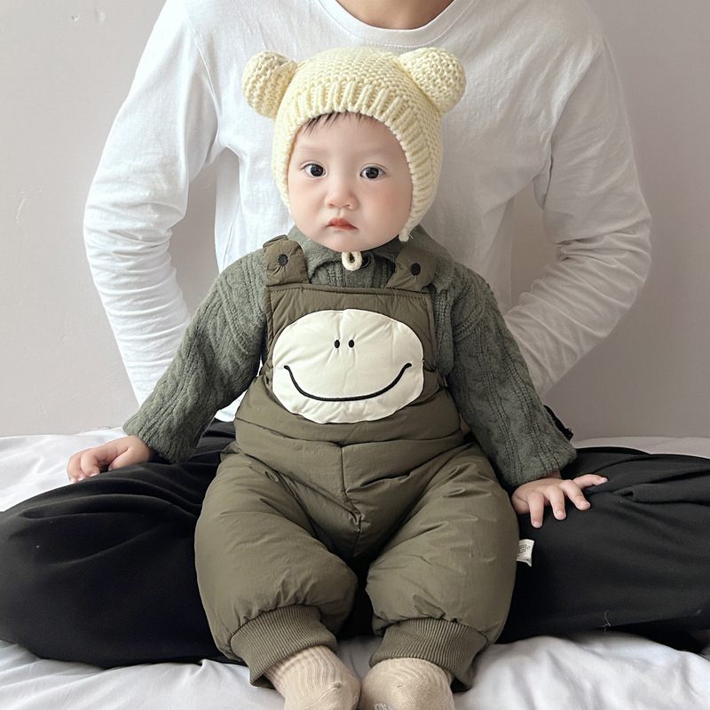 秋冬季宝宝羽绒棉背带裤2025新款韩系婴儿超萌卡通保暖长裤外出服