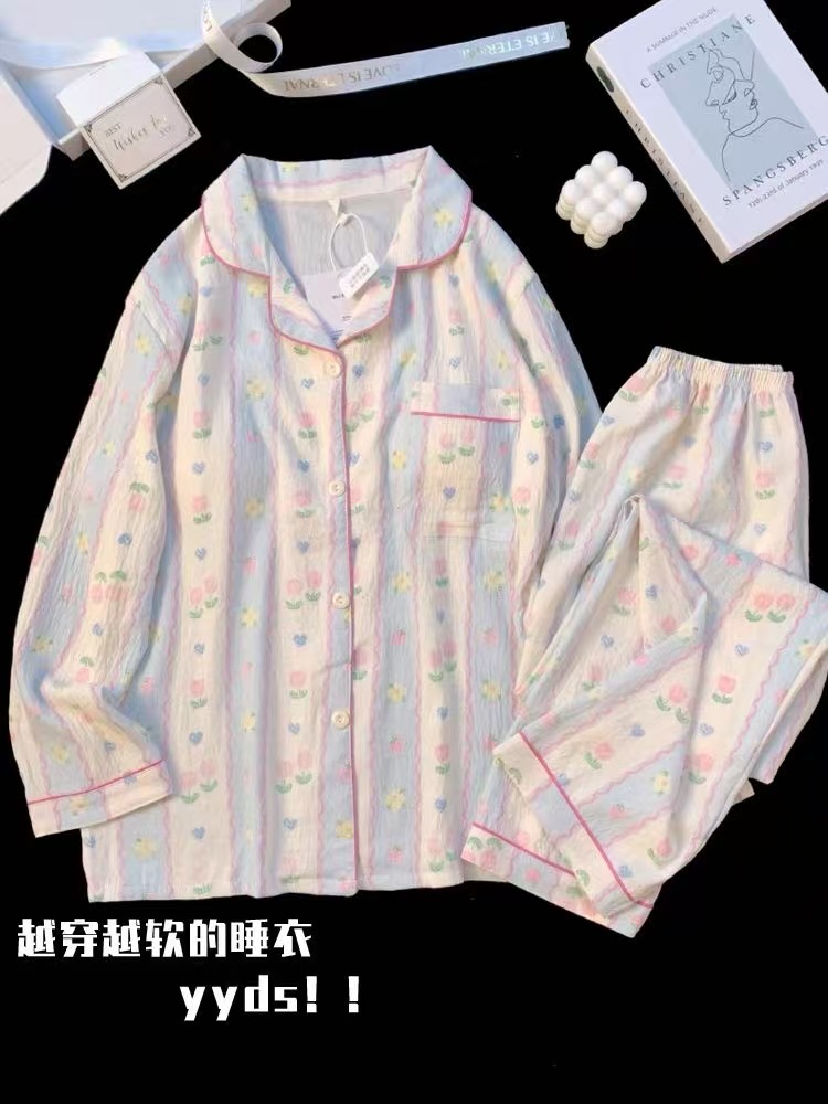 Al por mayor transfronterizo nubes de otoño pijamas de manga larga pantalones cardigans de dibujos animados con solapa linda ropa de hogar