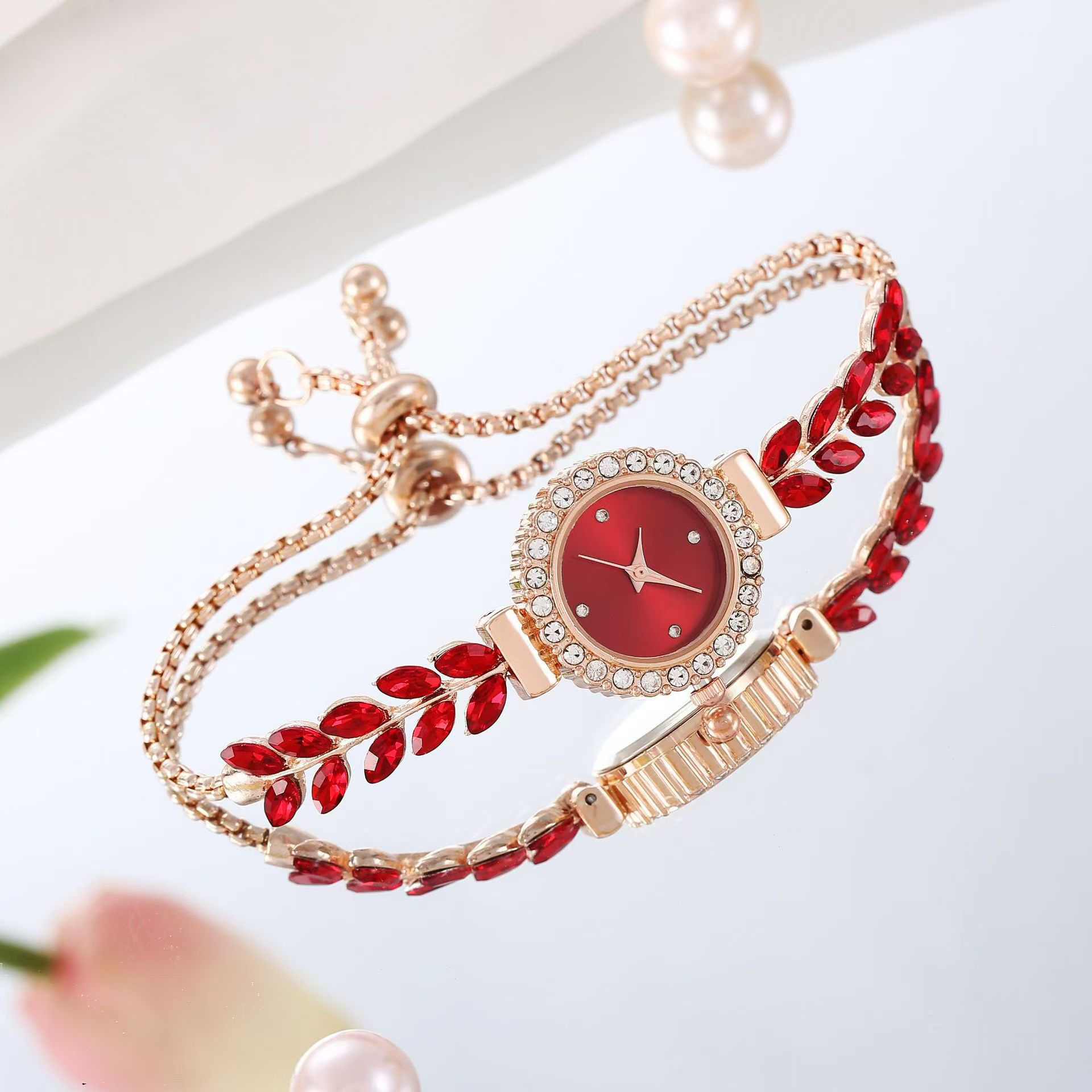 Nuevo reloj de cuarzo para mujer, reloj de diamantes de imitación para mujer, esfera pequeña, pulsera delgada, joyería de ajuste libre, reloj de cuarzo en stock