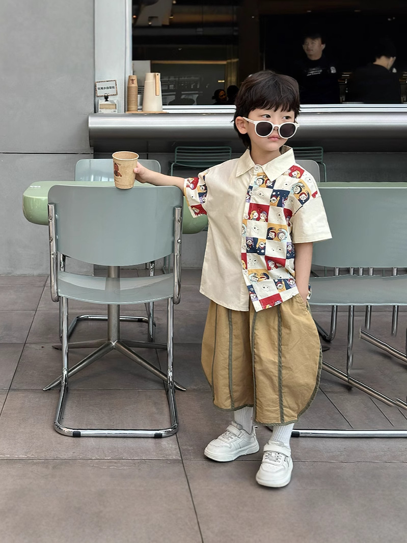 7941 Ropa para niños Niños y niñas Verano Nuevo estilo 2025 Camisa casual para niños Moda para bebés Tops de manga corta Tops