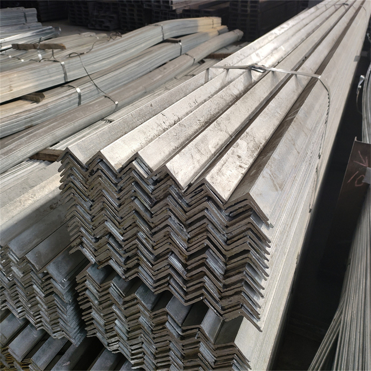 厂家现货销售Q235B镀锌角钢120*120角钢 规格齐全 量大可优惠