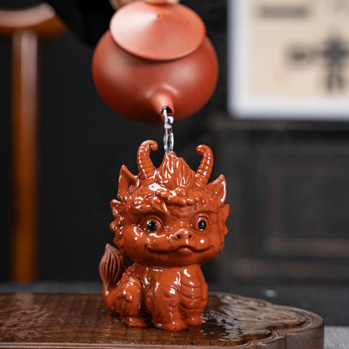 Zisha Tea Pet Dragon Statue, Lucky Money Attracting, High-Quality Tea Toy, Dual-Purpose Tea Table, Personalized Twelve Zodiac Dragon Tea Pet Statue