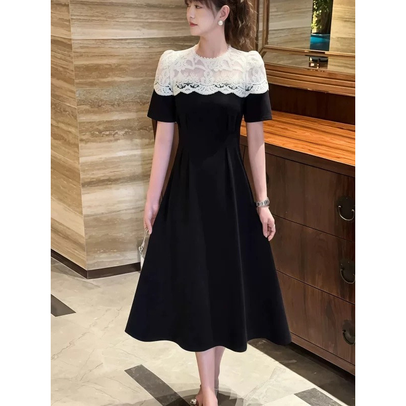 2025 New Summer Style High-End French Style Lace Splicing Little Black Dress Covers the Belly and Looks Slimming Look A-Line Dress for Women
